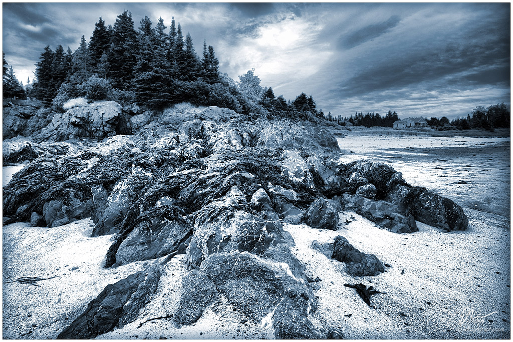beachrocks-hd-ir-blu.jpg